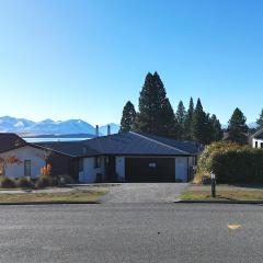 Lakeside Garden - Guest Room