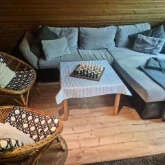 Idyllisch & ruhig - gemütliches Ferienhaus im Wald Hunde willkommen, in Hatten, nahe Oldenburg