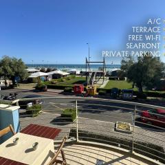 Adriatico Frontemare - free parking sea view!