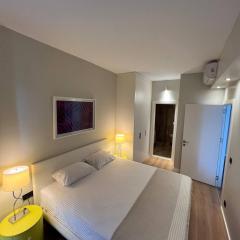 Elegant 2BR 2BA in Top Spot