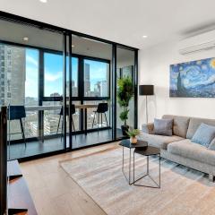 Prime CBD Location - Modern Melbourne Apartment with Enclosed Balcony Free Tram Access