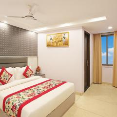 Hotel Mayfair Just a Minute Away From New Delhi Railway Station and Connaught place