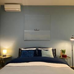 Trendy Colors chill apt near metro