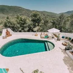 Luxurious 4 Bedroom Villa in Ibiza City, 1273