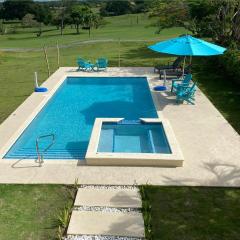 Villa Agueda Decameron, golf club and swimming pool