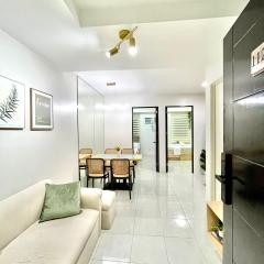 Cozy 2BR for 6pax Families & Groups, Wi-Fi, Budget Stay near IT Park Cebu- Unit Vinn by GERRA