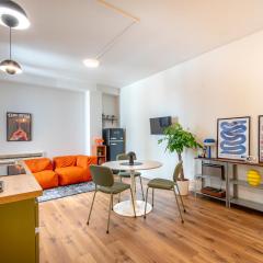 UM81 - Downtown Apartment