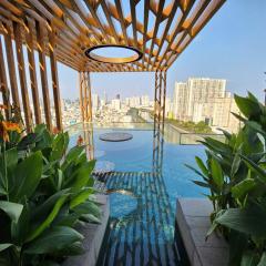 2-3Bedroom Apartment in District 1 Free Pool Gym Sauna