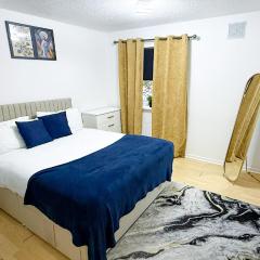 1 bedroom Birmingham City Centre Flat with free parking