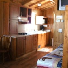 Bend-Sunriver Camping Resort Studio Cabin 6