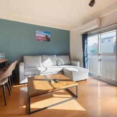 Max 9 people 8 minutes from Shibuya 5 minutes from Shinjuku 1 minute from Harajuku 4 minutes walk from the station Room Sakura