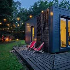 Glamping pod zámkem