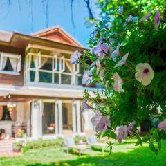 Banyan House Samui bed and breakfast (Adult Only)