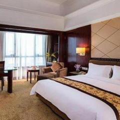 Vienna International Hotel Dongguan Changping Tian'ehu Road