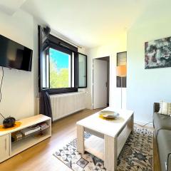 Appartement 3 chambres vue sur Annecy dans maison avec climatisation