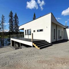 Luxury Villa Joutsenranta by the lake