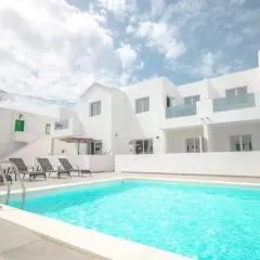 Casa Ocean Bliss; 2-bed apt. in perfect location!