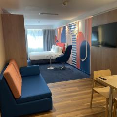 Holiday Inn Express & Suites Lisbon - Príncipe Real by IHG