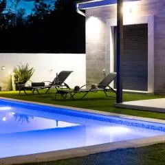 Tranquil Holiday home Nena with swimming pool