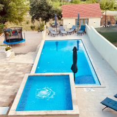Holiday Home Leon - Imotski - Makarska