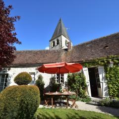 Holiday Home near Paris with Garden