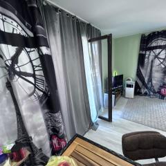 морско бижу