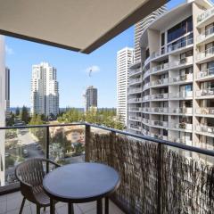 Luxury Beaches Broadbeach 906