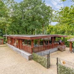 3 Bedroom Awesome Home In Erm