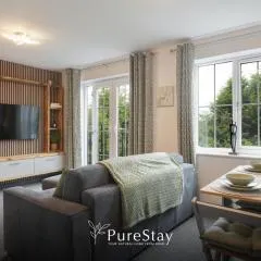 Spacious & Practical 2-Bedroom Sheffield Flat by PureStay