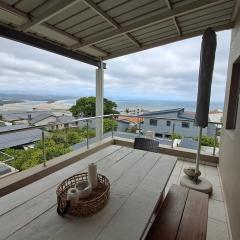 Stylish 3BR Apartment Monks View Plettenberg bay