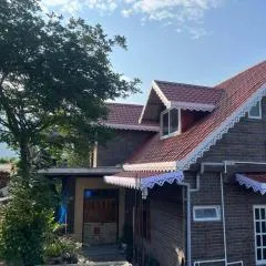 Tribal Homestay Sittong - Housity
