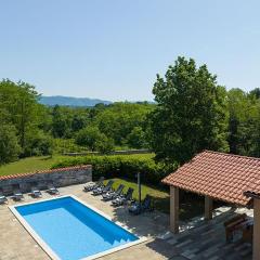 Pet Friendly Home In Nedescina