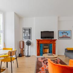 Tastefully Decorated 2BD Flat Near Queens Park