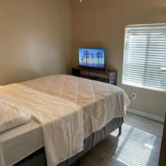 PRIVATE ROOM IN DOWNTOWN FULL KITCHEN and BATHROOM shared ARTS RooSEVELT ROW CONVENTION CENTER STADIUMS ASU DOWNTOWN PHOENIX