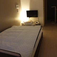 3415#Gangnam Urban Vogue Suites #Top-rated Unit # All-New Furniture & Peaceful Vibe# Sinnonhyeon 1min