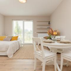 Cozy & Bright Studio Zupnicza by Noclegi Renters