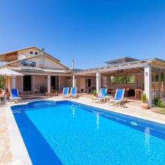 Villa Marilisa by Villa Plus