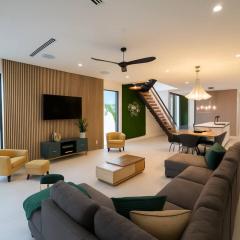 Lux Jungle Haven Close to Port Everglades and Beach