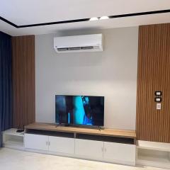 Comfort Residence -Westtown two Bedrooms-152M2 in Beverly hills