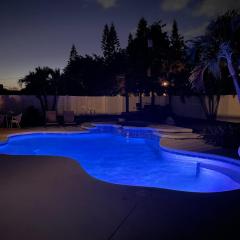 Kiss The Wave - Spacious 4br3ba, Wpoolhot Tub