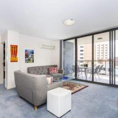 24 Amazing Adelaide Tce 2BR 2BA Location