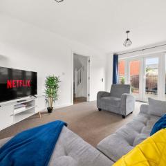 Spacious 3 Bed House in Reading by Amber Stays, Perfect for Business & Contractors, FREE Parking!