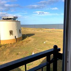 Martello Sunrise - Luxury 3-bedroom Seaview Beach House