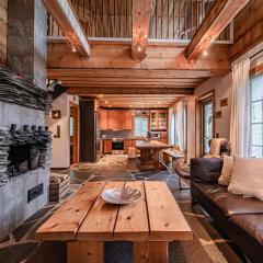 Villa Pirkkalinna by Aavalevi