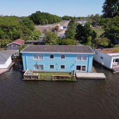 Amster Houseboat Bed without Breakfast