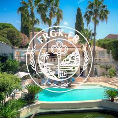 FRGK "Luxury Villa Antibes Heated Pool, Spa & Ultra-Fast Wi-Fi"