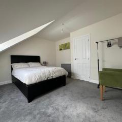 Double-bed room in Bierton - Aylesbury