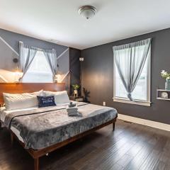 City-Center 2BR Near Attractions