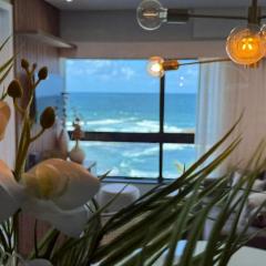 Luxuoso 2 quartos e Banheira Frente Mar Ondina Apart