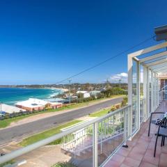 Magnificent Outlook - with ocean views & rumpus room